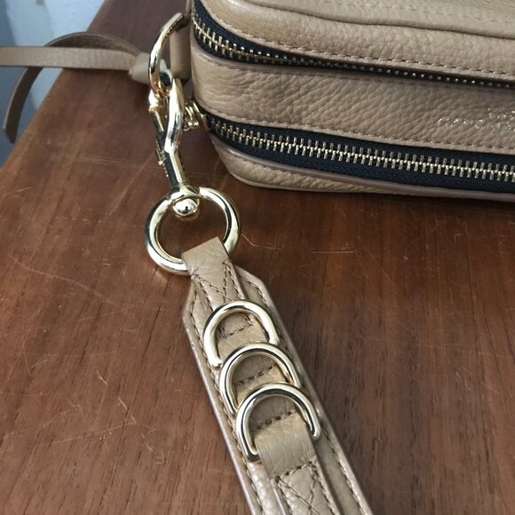 Marc Jacobs The Softshot 21 Crossbody Women's Beige Leather Shoulder Bag - Picture 10 of 14